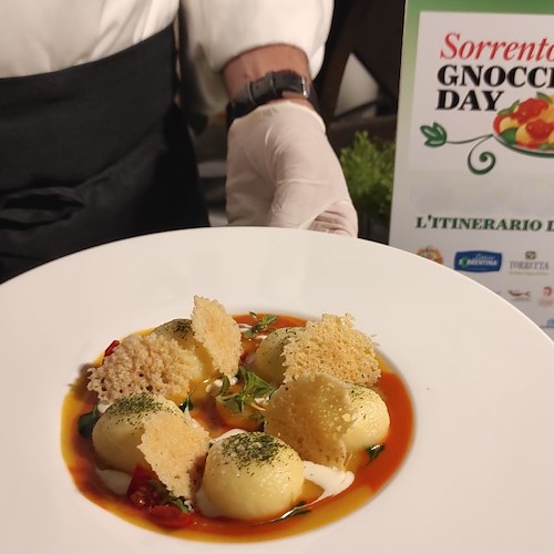 Un viaggio gastronomico nell’incanto dell’Hotel Mediterraneo Sorrento con “Sorrento Gnocchi Day”