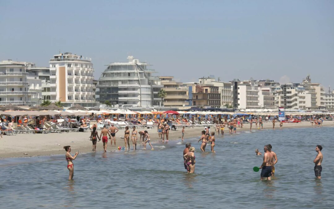 Flussi turistici in rialzo per l’estate 2025, previste 267 milioni di presenze